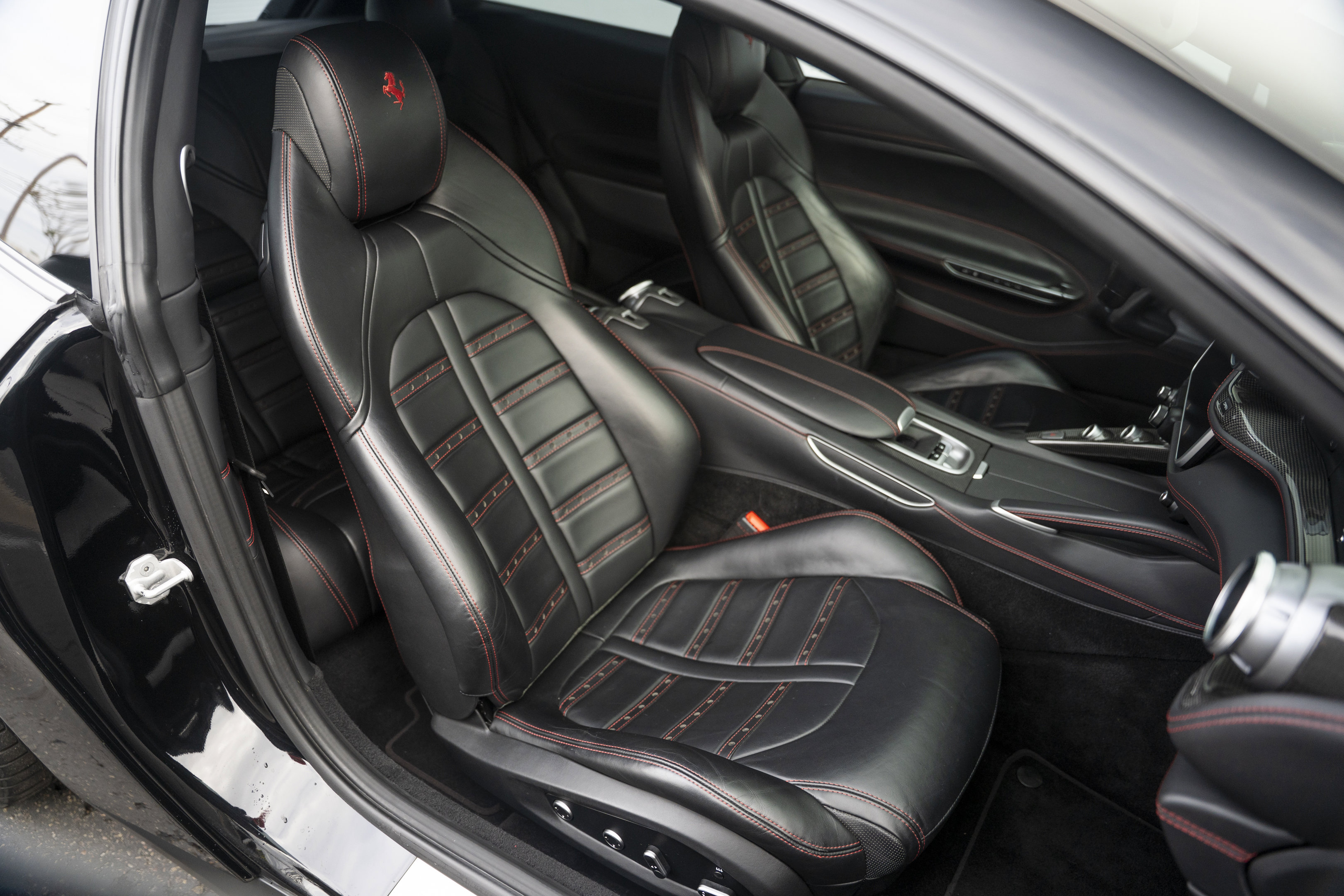 Certified 2018 Ferrari GTC4Lusso image 24