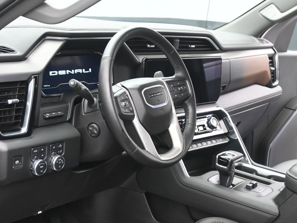 Used 2024 GMC Sierra 1500 Denali w/ Technology Package image 7