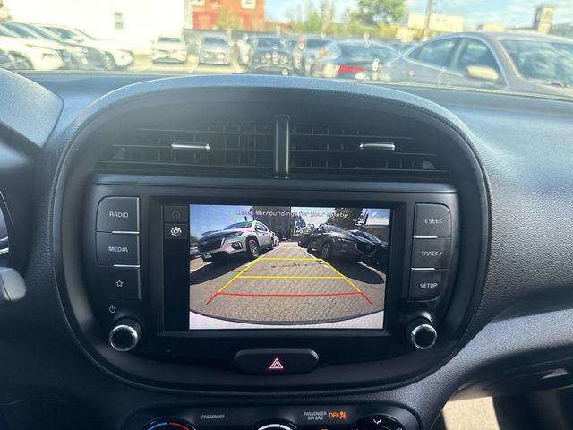 Used 2023 Kia Soul LX image 23