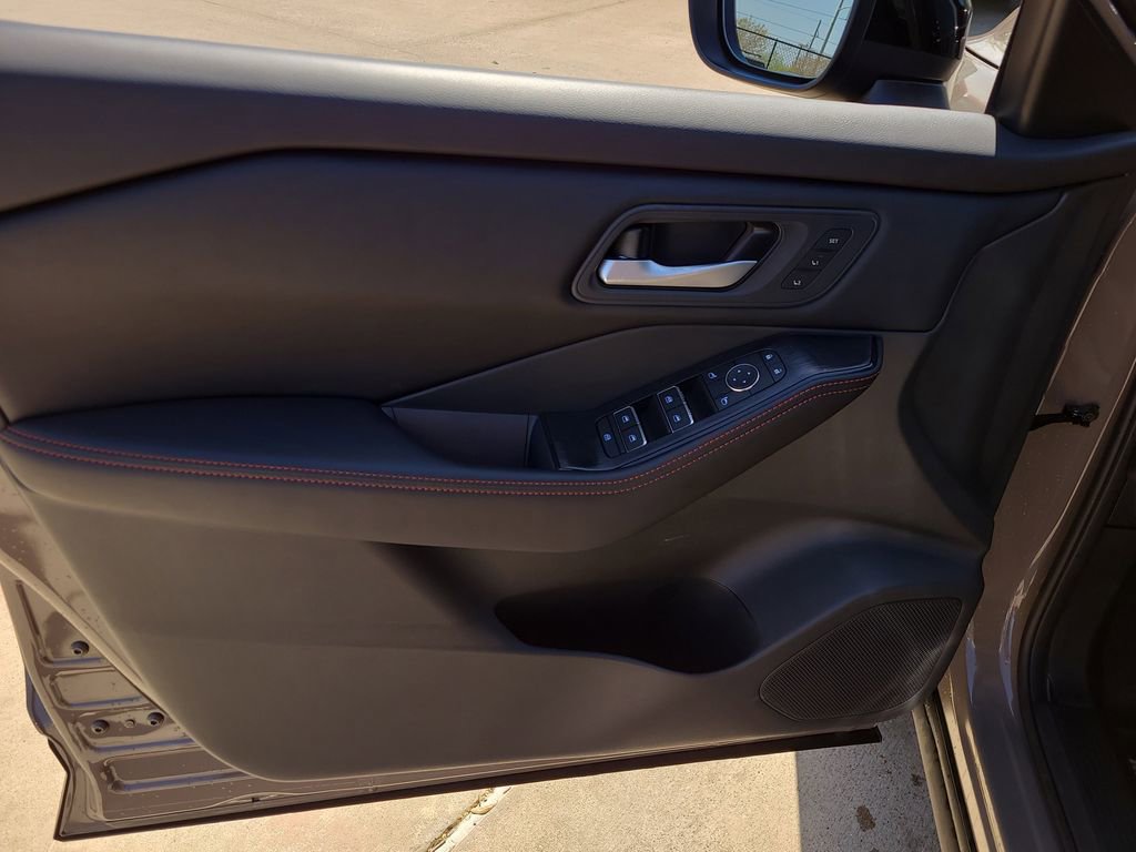 Certified 2026 Nissan Rogue SV w/ Rock Creek Premium Package image 18