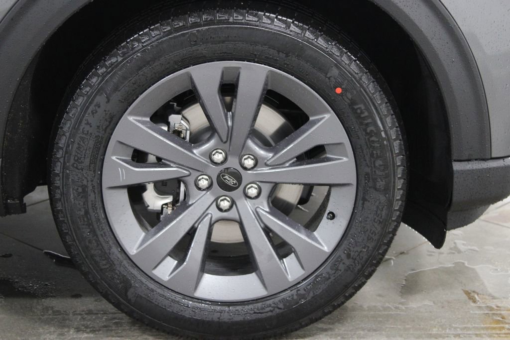 New 2026 Ford Explorer Active AWD/4WD image 11