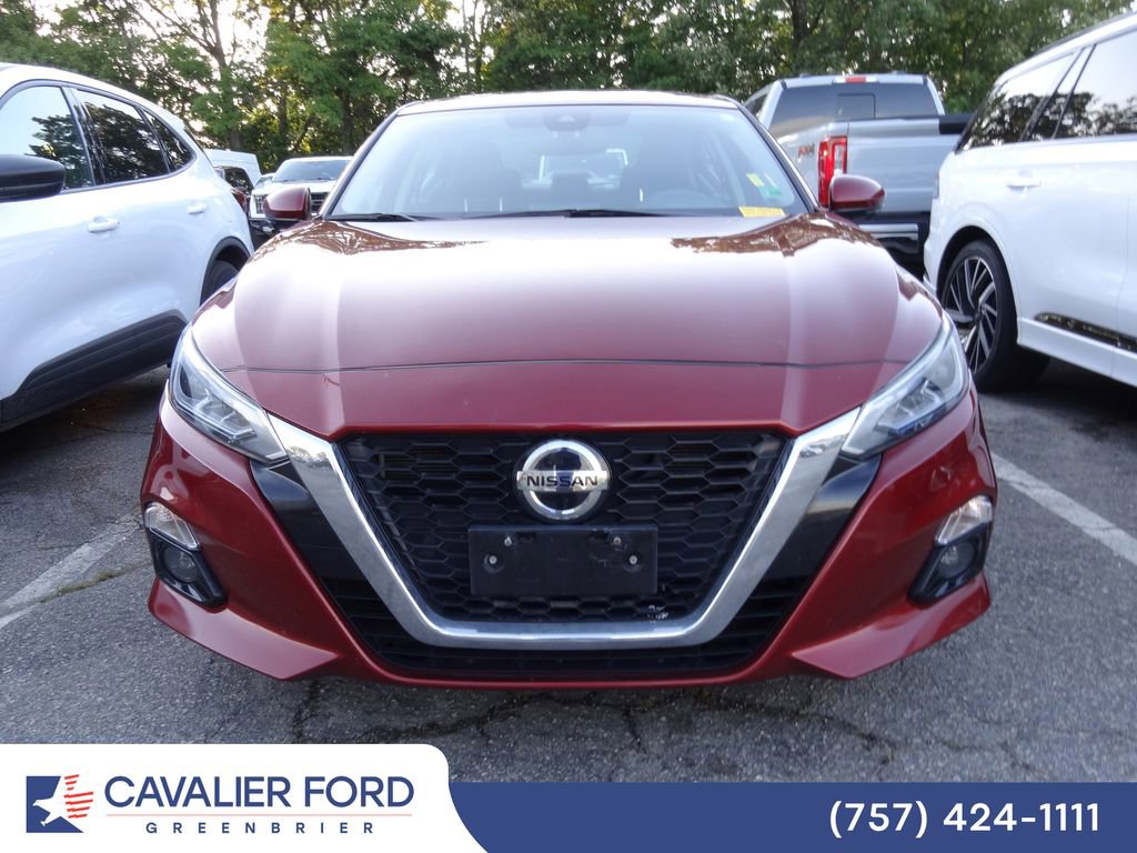 Used 2019 Nissan Altima 2.5 Platinum FWD image 2