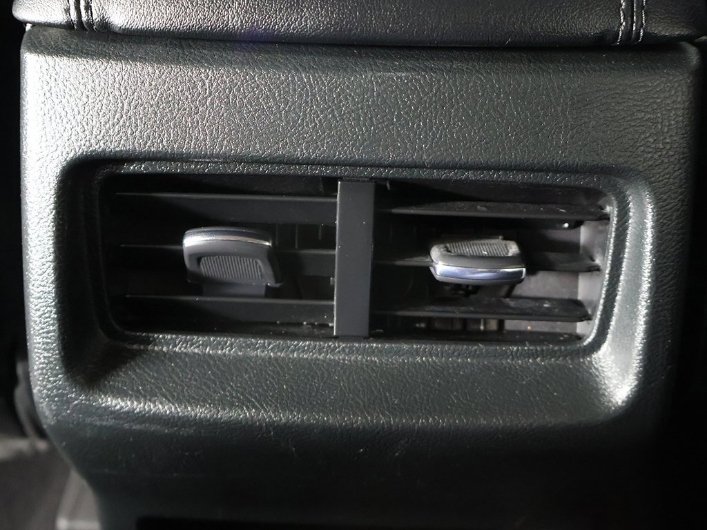 Used 2024 Ford Edge SEL image 48