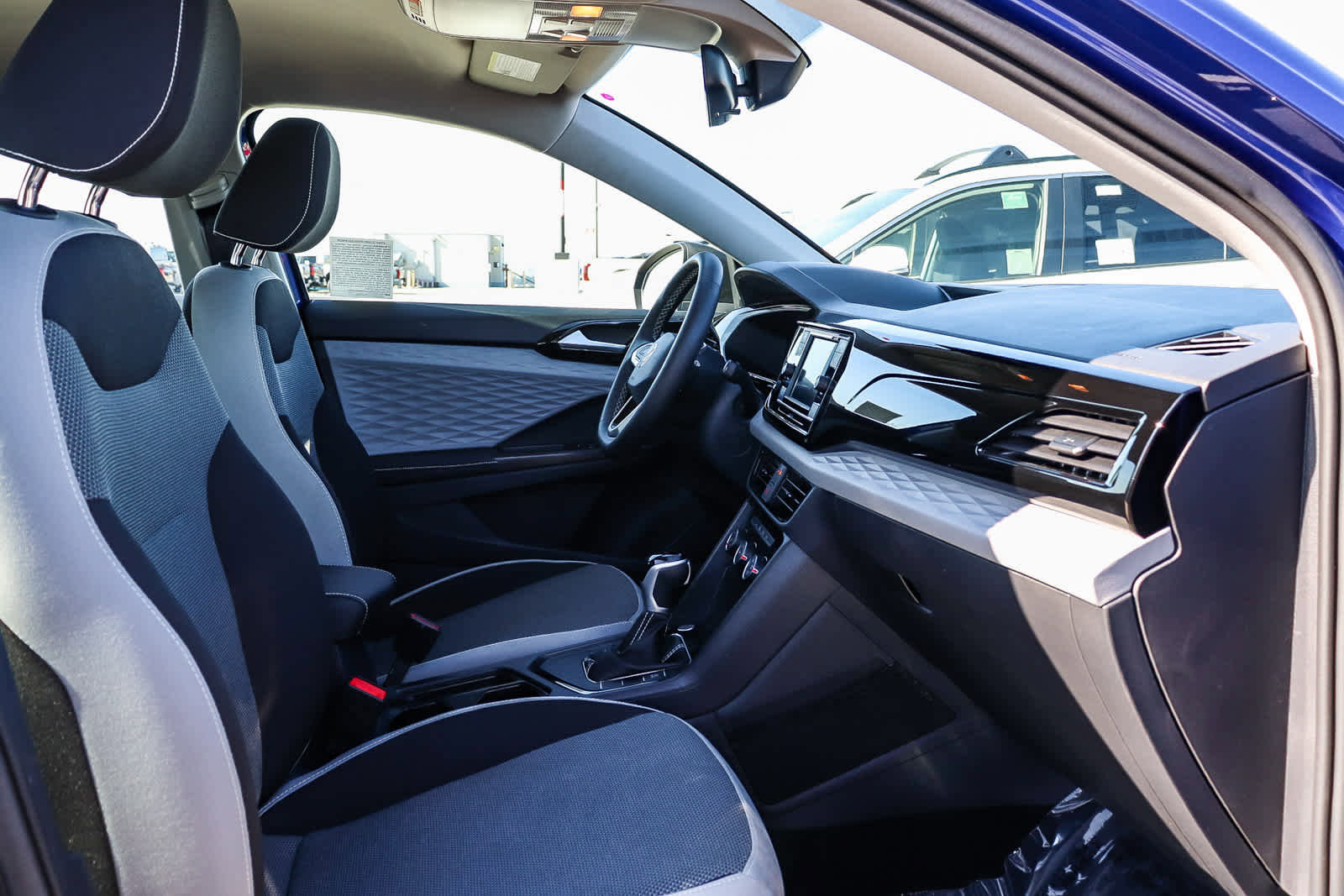 Used 2024 Volkswagen Taos S image 18