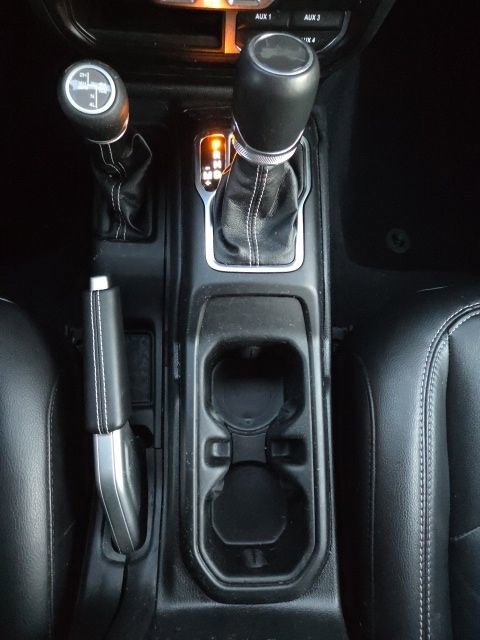 Used 2023 Jeep Wrangler Unlimited Sahara w/ Cold Weather Group image 18