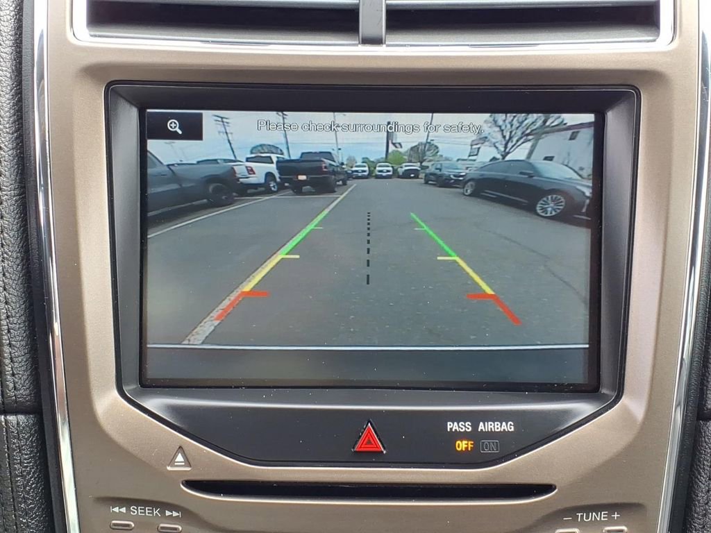 Used 2015 Lincoln MKX AWD w/ Equipment Group 101A image 10