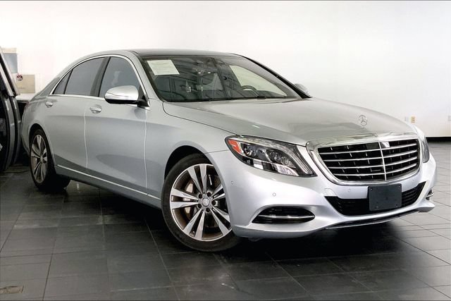 Used 2015 Mercedes-Benz S 550 Sedan image 2