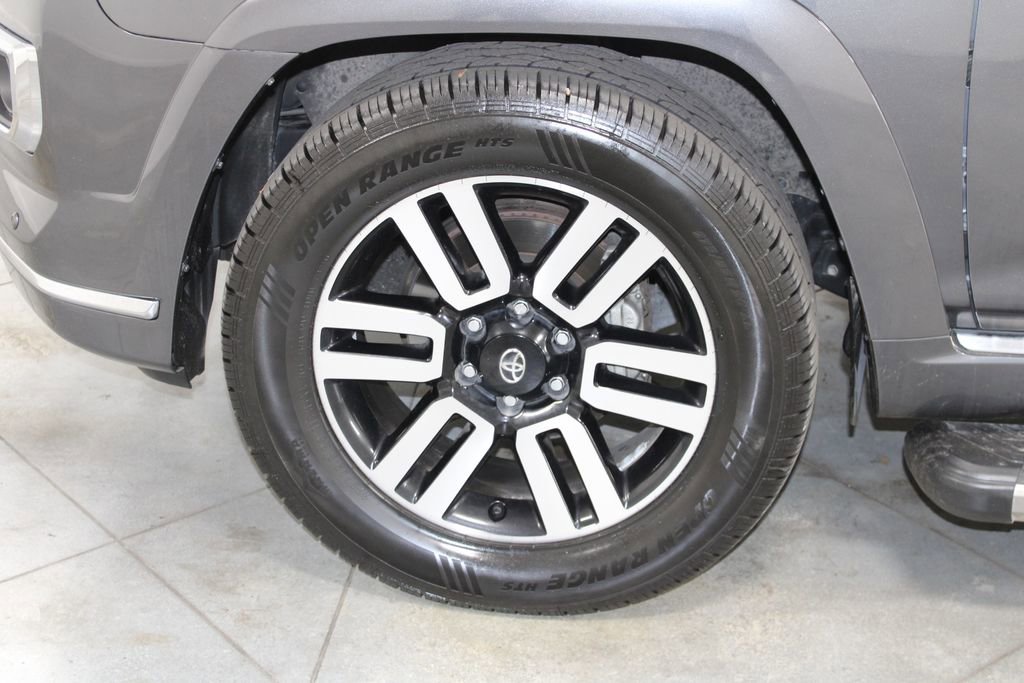 Used 2022 Toyota 4Runner Limited image 19