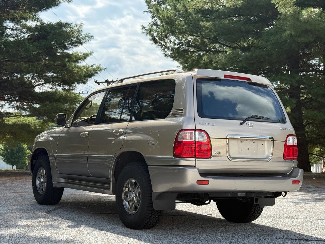 Used 2001 Lexus LX 470 4WD image 16