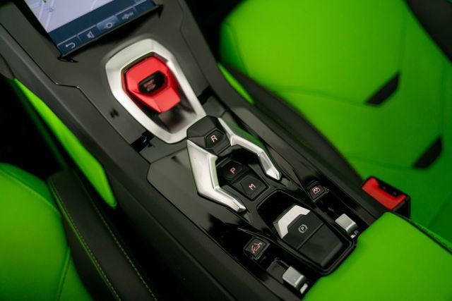 Used 2023 Lamborghini Huracan EVO AWD/4WD image 22