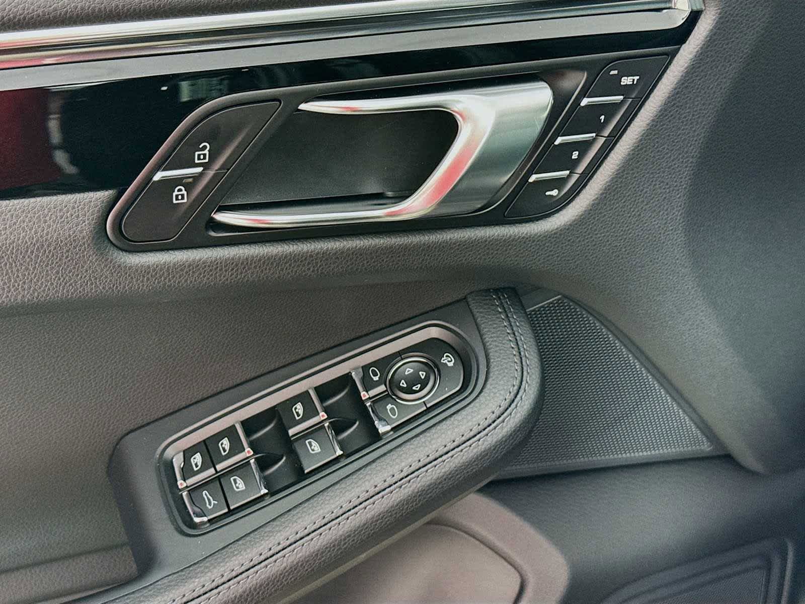 New 2026 Porsche Macan AWD/4WD image 14