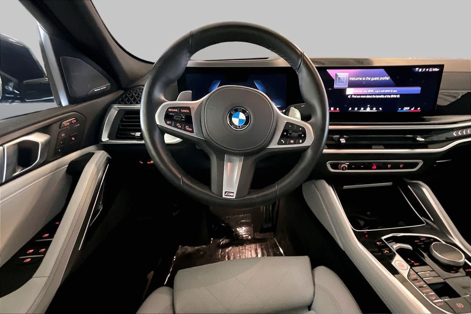 Used 2025 BMW X6 xDrive40i AWD/4WD image 5