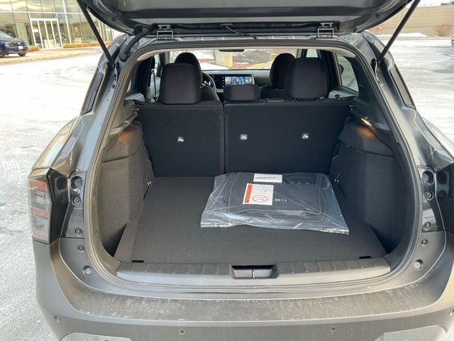 New 2026 Nissan Kicks SV w/ SV Premium Package image 9