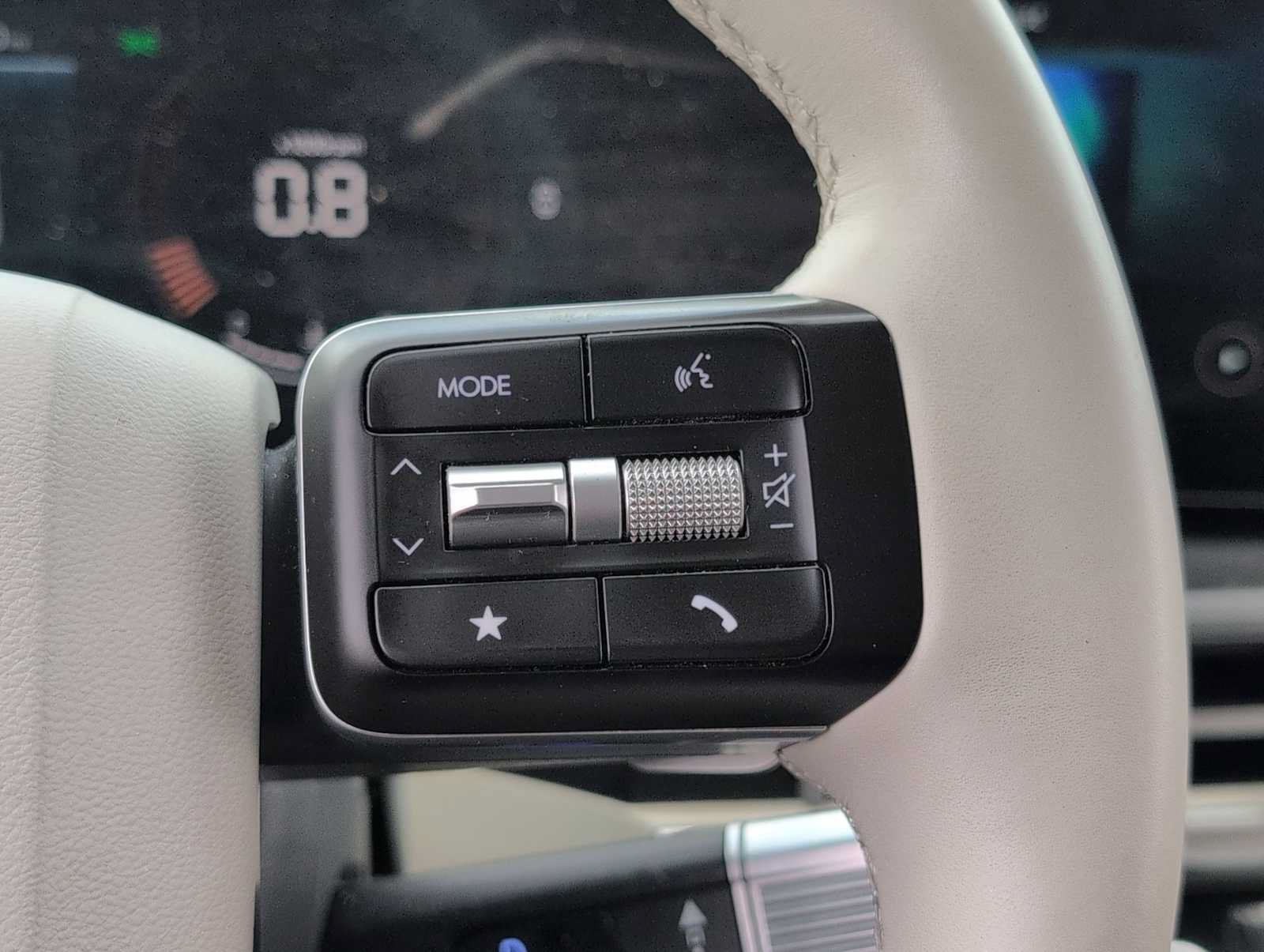 Used 2025 Hyundai Santa Fe SEL AWD/4WD image 23
