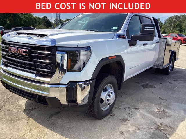 New 2025 GMC Sierra 3500 Pro w/ Convenience Package