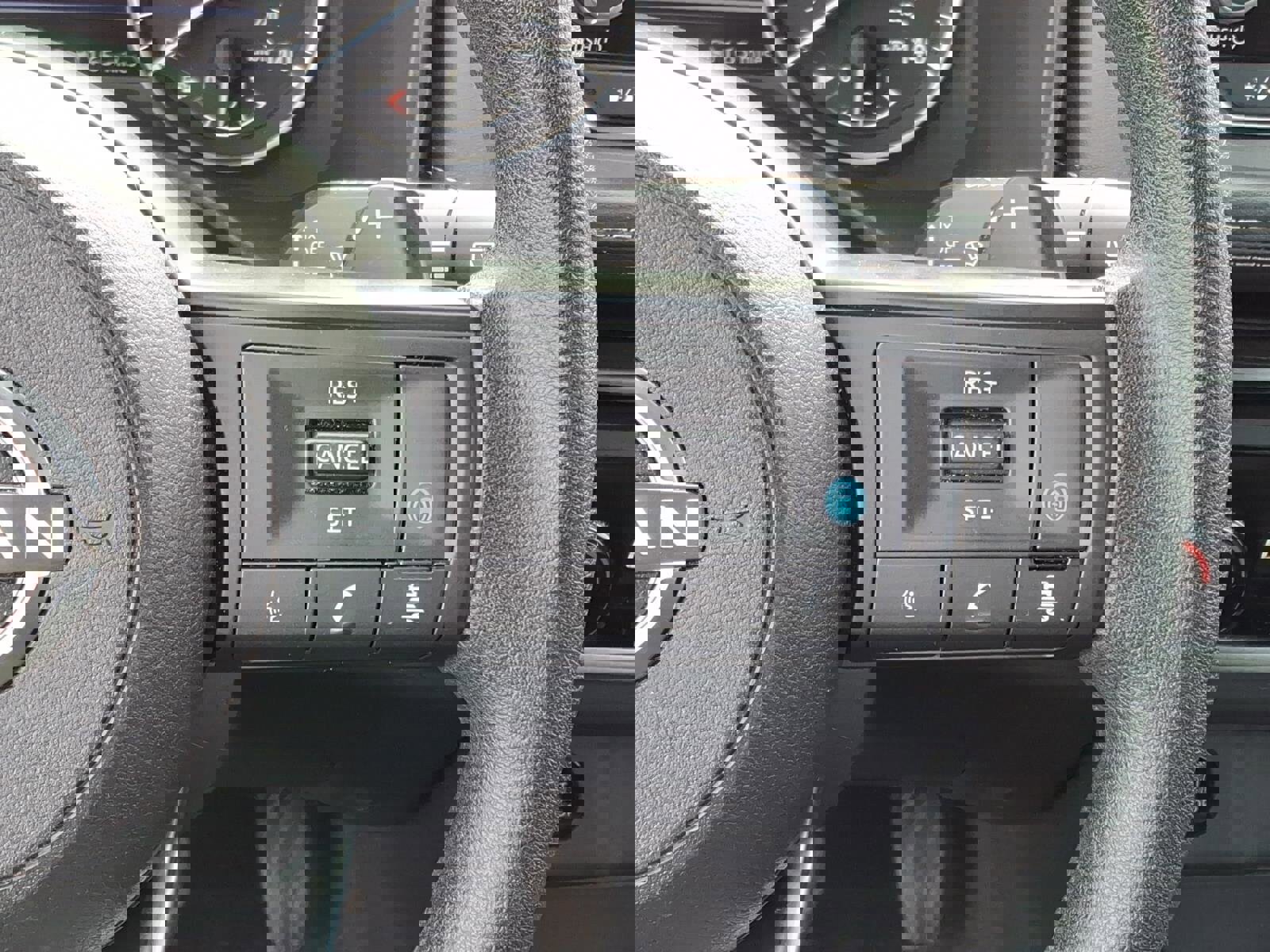 Used 2024 Nissan Rogue SV image 20