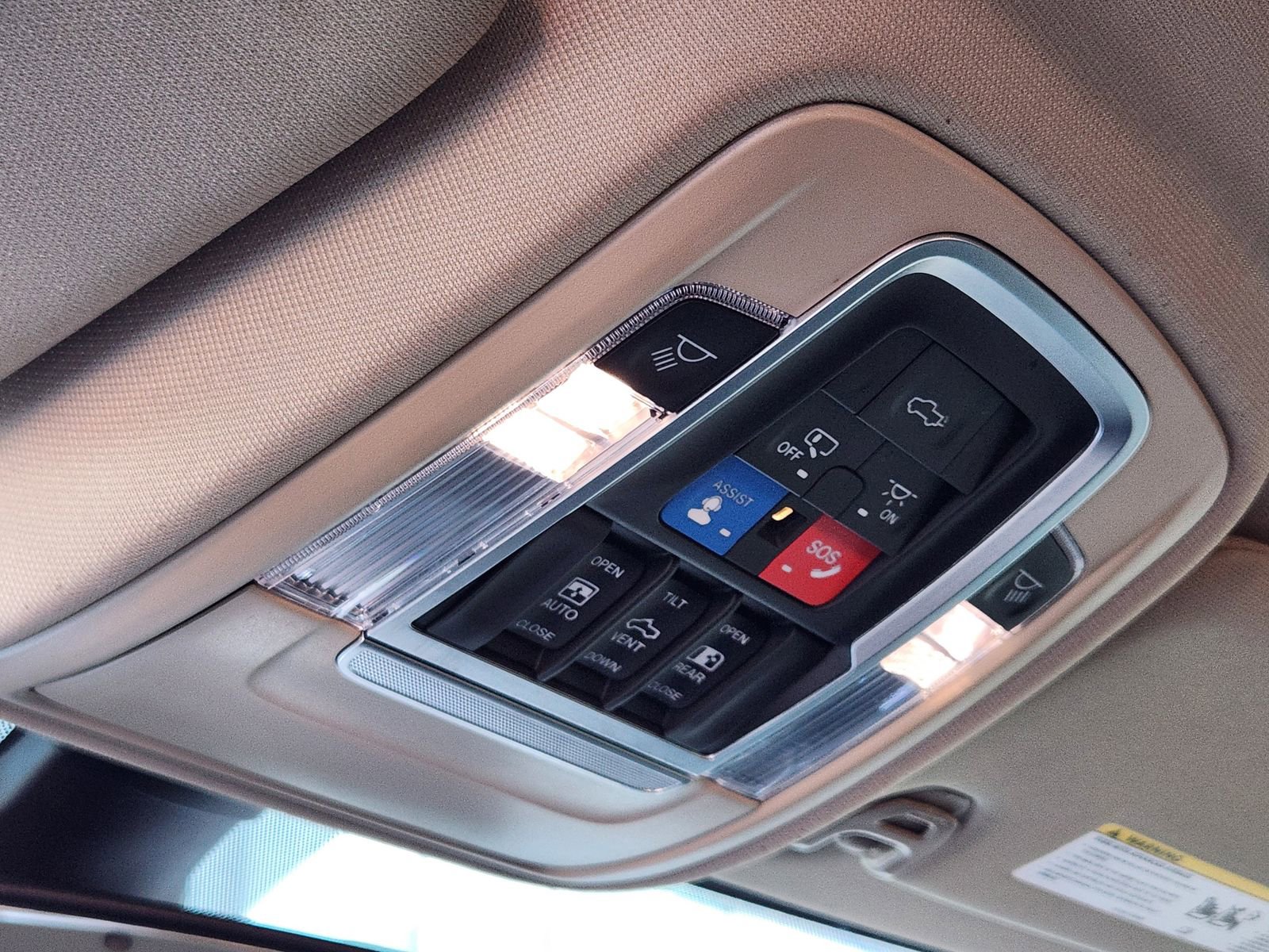 Used 2022 RAM 3500 Laramie image 29