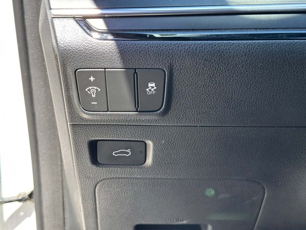 Used 2025 Kia K5 GT-Line w/ GT-Line Premium Package FWD image 28
