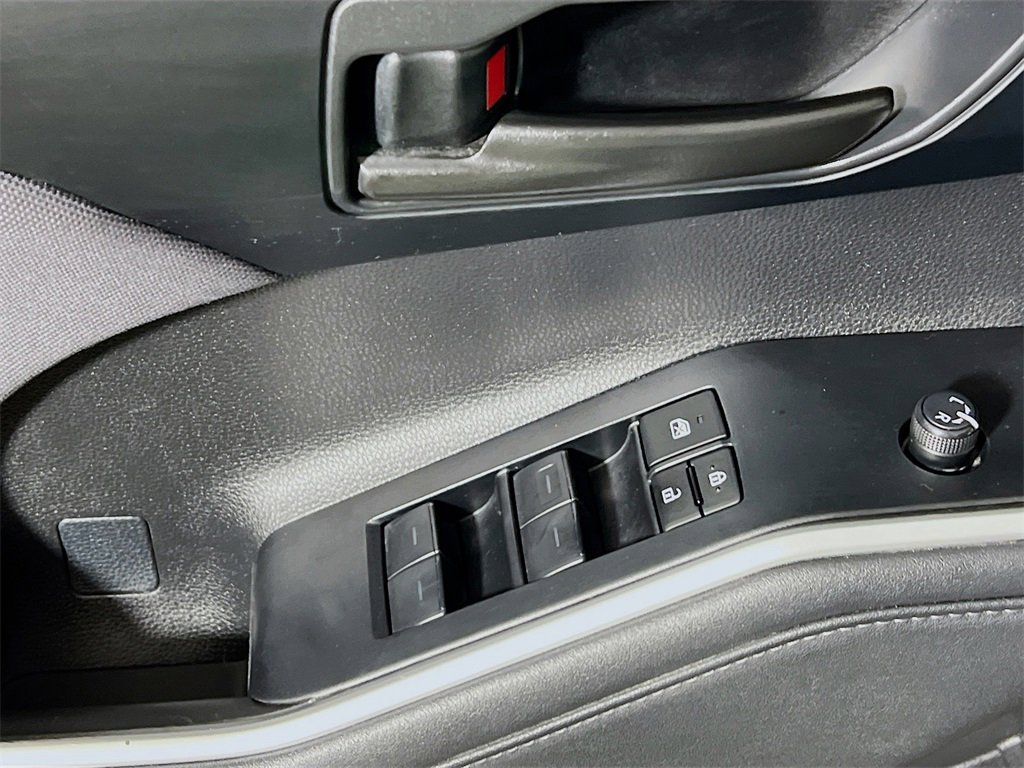 Certified 2024 Toyota Highlander LE image 17