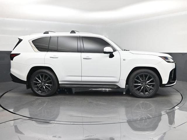 Used 2023 Lexus LX 600 F Sport w/ Accessory Package (Z1) AWD/4WD image 2