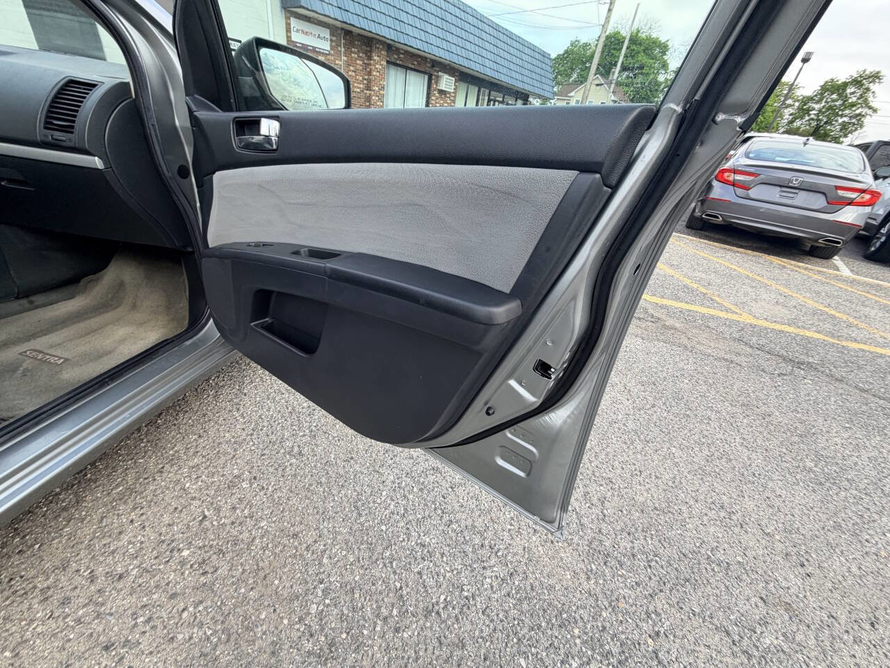 Used 2011 Nissan Sentra 2.0 S FWD image 14