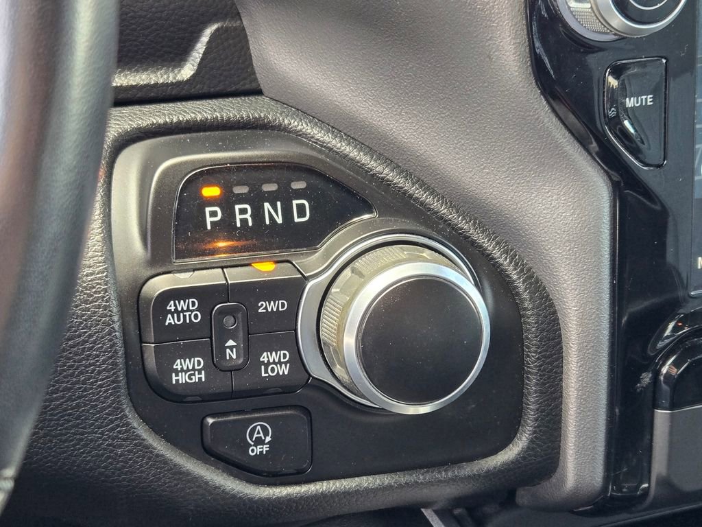 Used 2023 RAM 1500 Big Horn AWD/4WD image 40