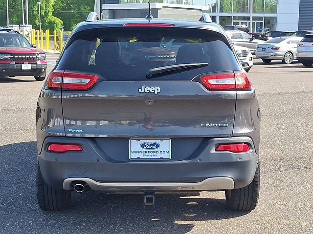 Used 2015 Jeep Cherokee Limited w/ Luxury Group FWD image 5