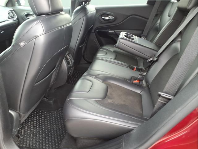 Used 2020 Jeep Cherokee Latitude Plus image 14