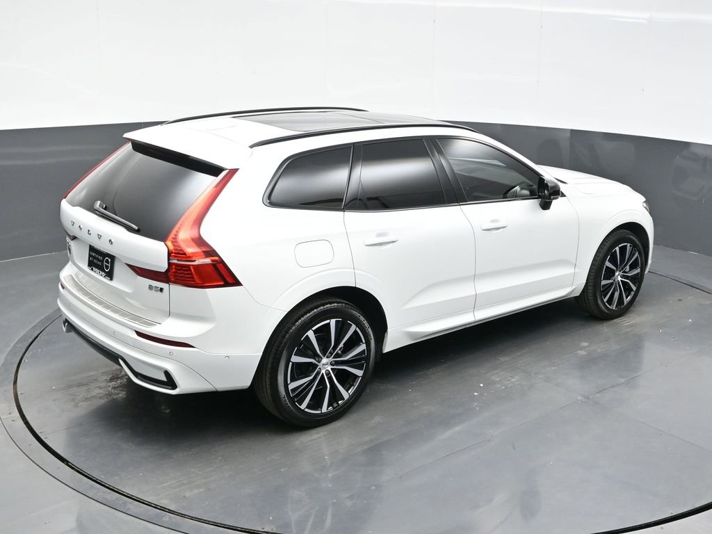 Used 2024 Volvo XC60 B5 Plus w/ Protection Package Premier image 39