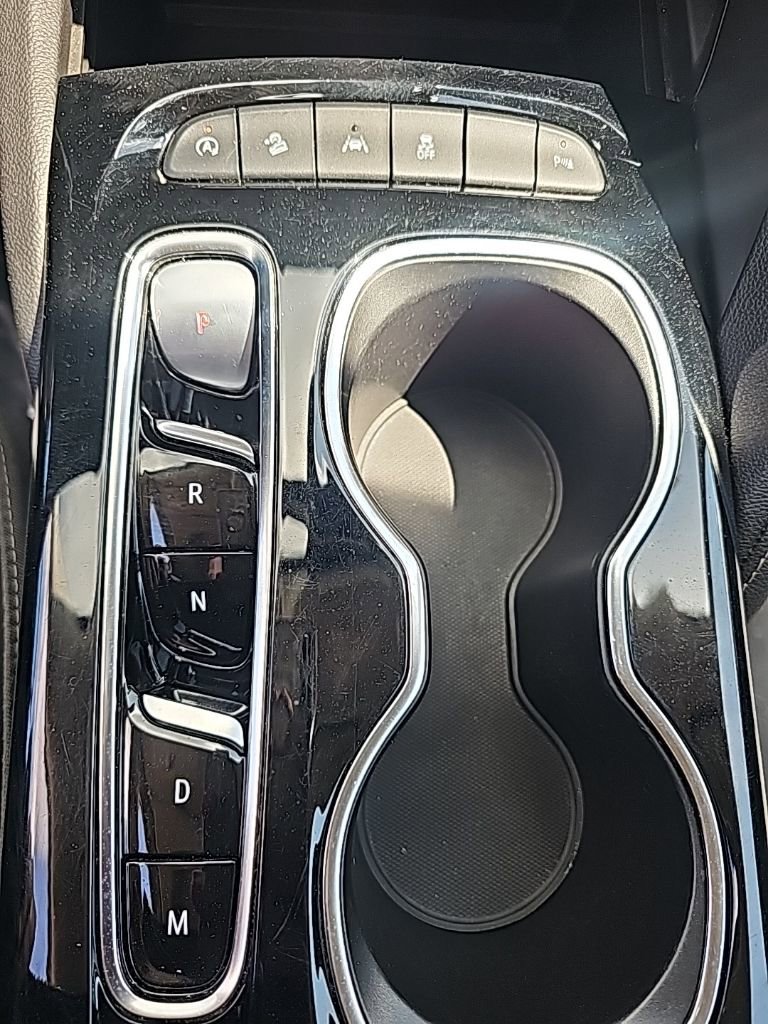 Used 2022 Buick Envision Preferred image 25