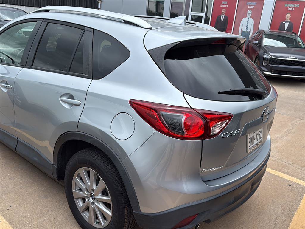 Used 2016 MAZDA CX-5 Touring FWD image 11