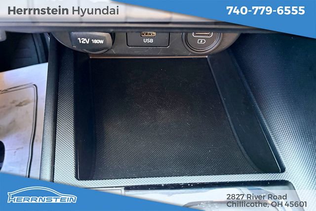 Used 2021 Hyundai Elantra SE FWD image 12