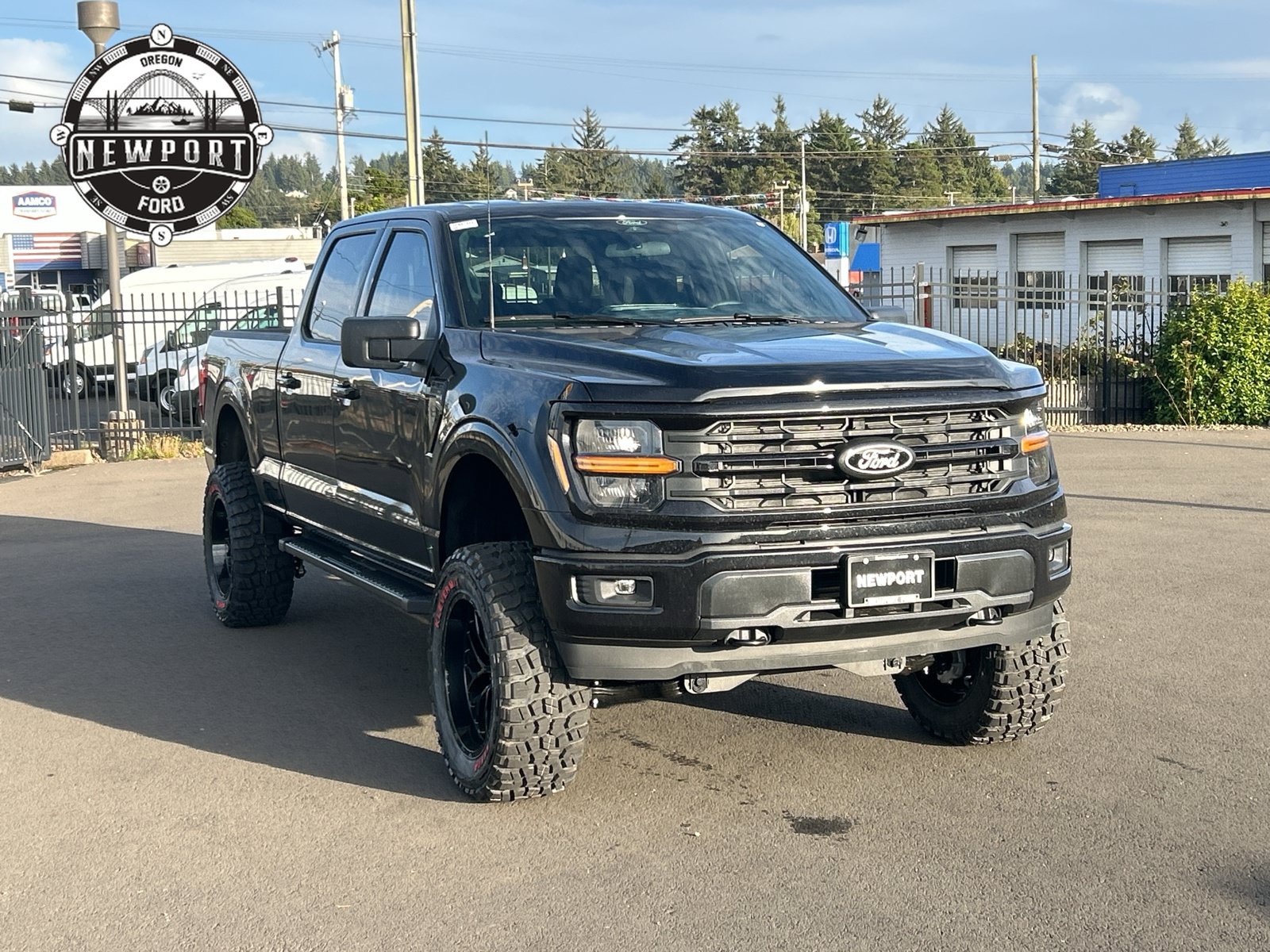 New 2026 Ford F150 XLT w/ XLT Black Appearance Package