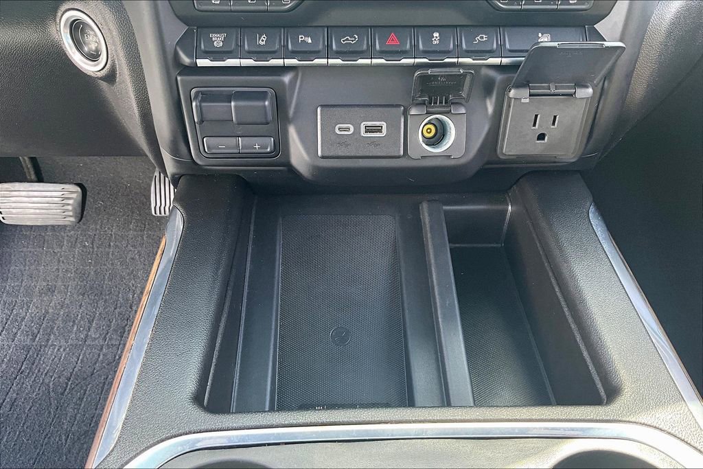 Used 2022 Chevrolet Silverado 2500 High Country image 32