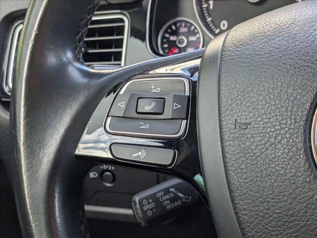 Used 2014 Volkswagen Touareg Sport AWD/4WD image 4