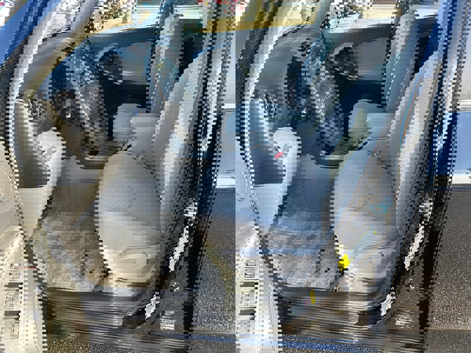 Used 2011 Toyota RAV4 2WD image 9