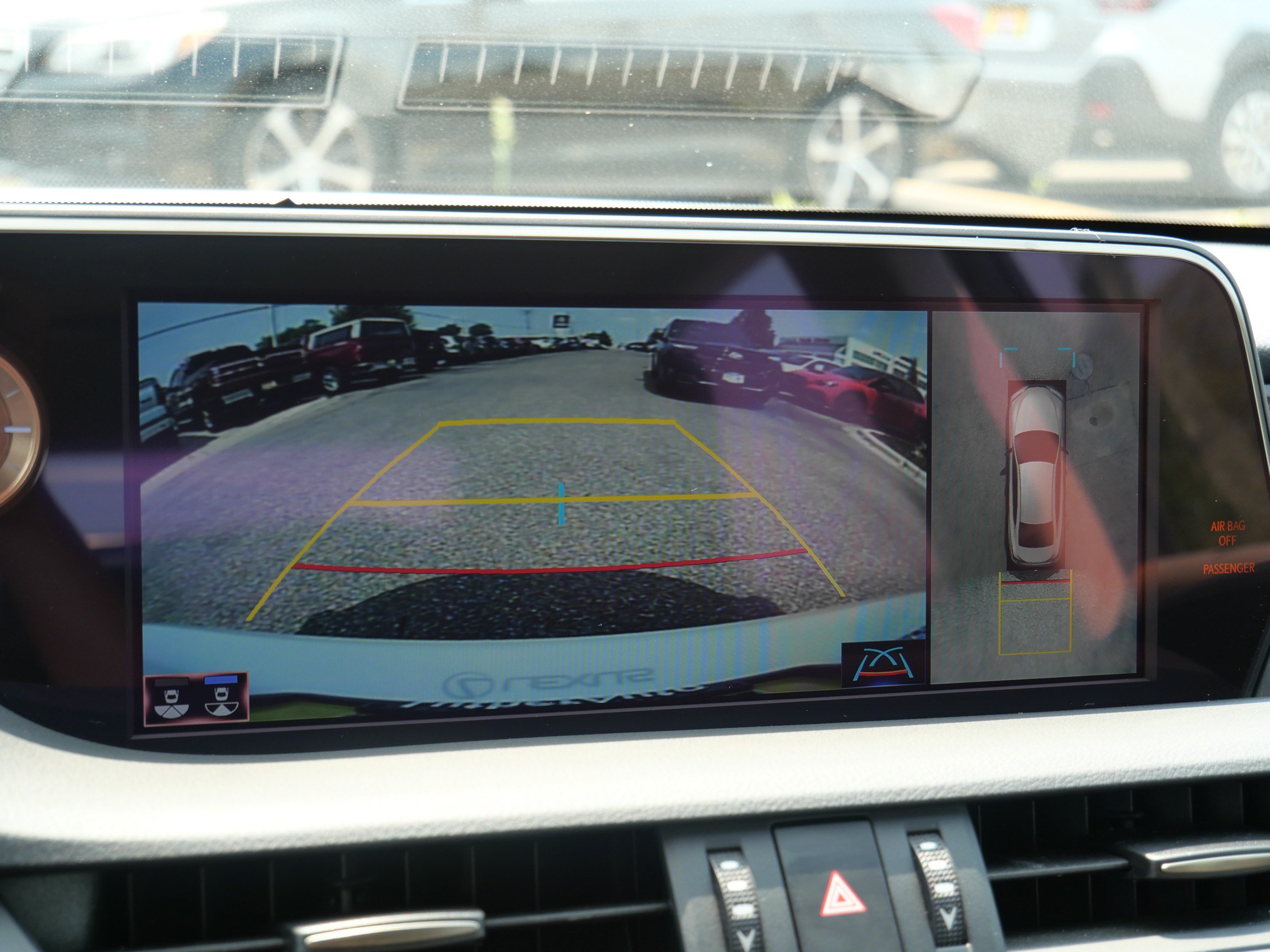 Used 2019 Lexus ES 300h FWD image 27