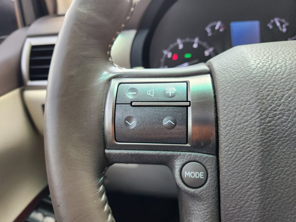 Used 2016 Lexus GX 460 w/ Premium Package AWD/4WD image 29
