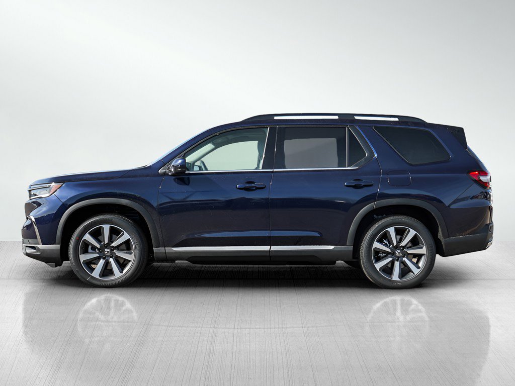 New 2025 Honda Pilot Touring image 4