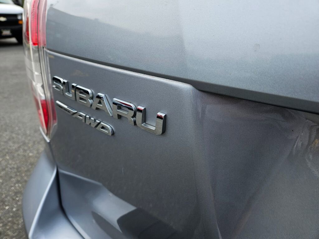 Used 2015 Subaru Forester 2.5i w/ Alloy Wheel Package image 9