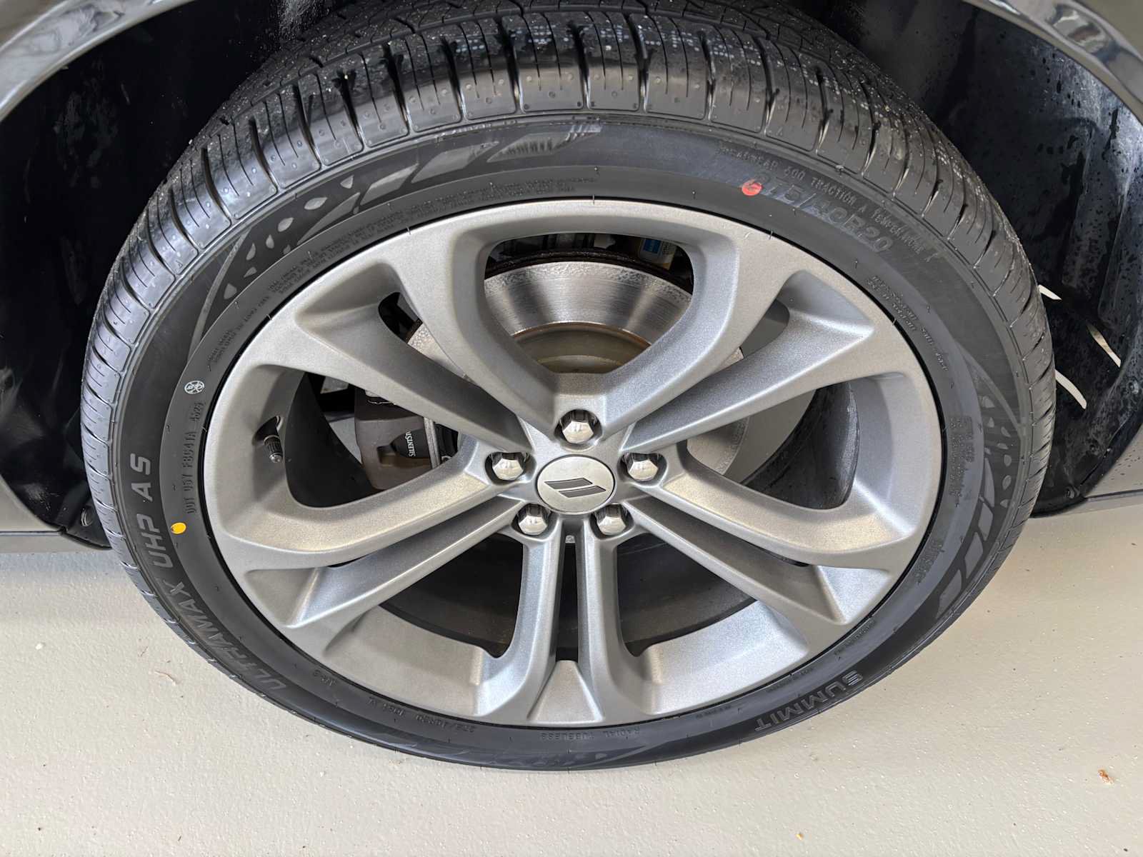 Used 2020 Dodge Challenger R/T RWD image 5