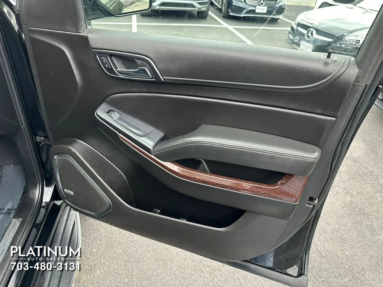 Used 2019 GMC Yukon XL SLT w/ HD Trailering Package AWD/4WD image 18