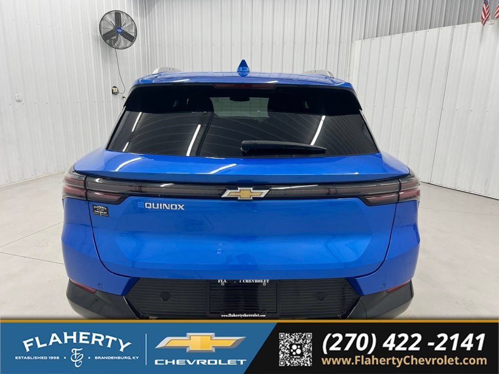 Used 2024 Chevrolet Equinox EV LT FWD image 4