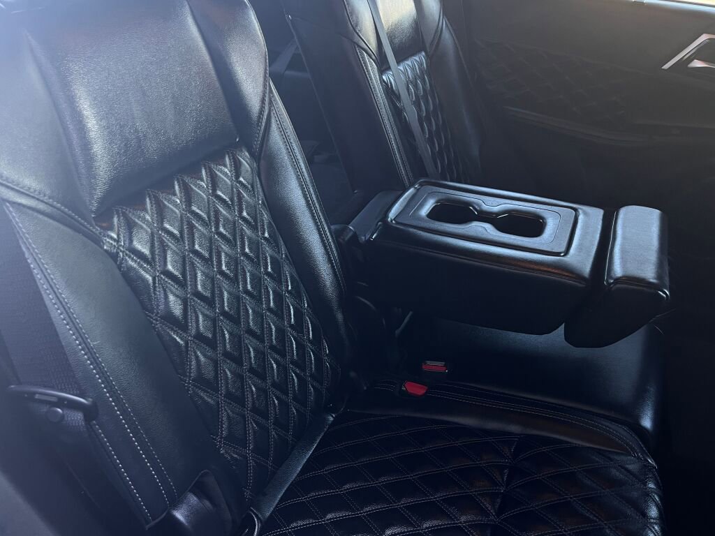 Used 2024 Mitsubishi Outlander SEL image 28