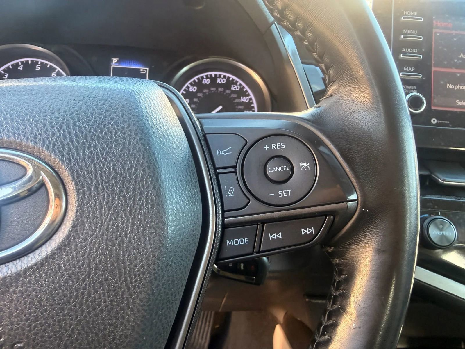 Used 2021 Toyota Camry SE FWD image 17