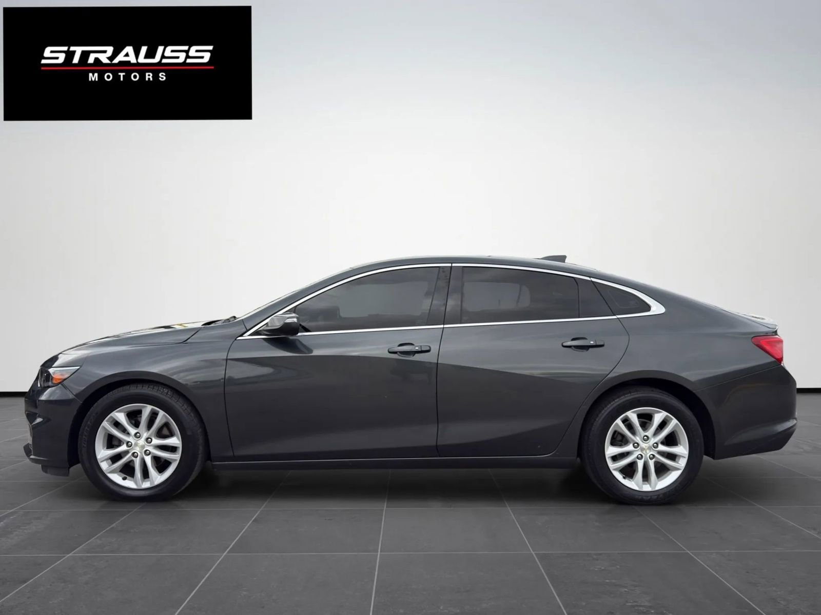 Used 2018 Chevrolet Malibu LT FWD image 6