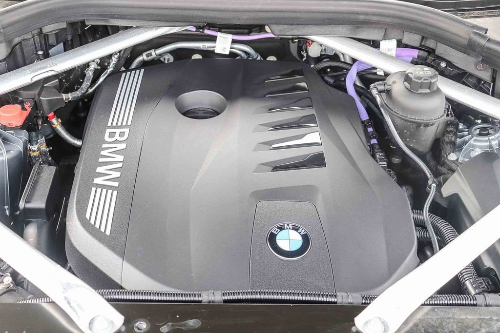 Used 2025 BMW X5 sDrive40i w/ Premium Package image 26