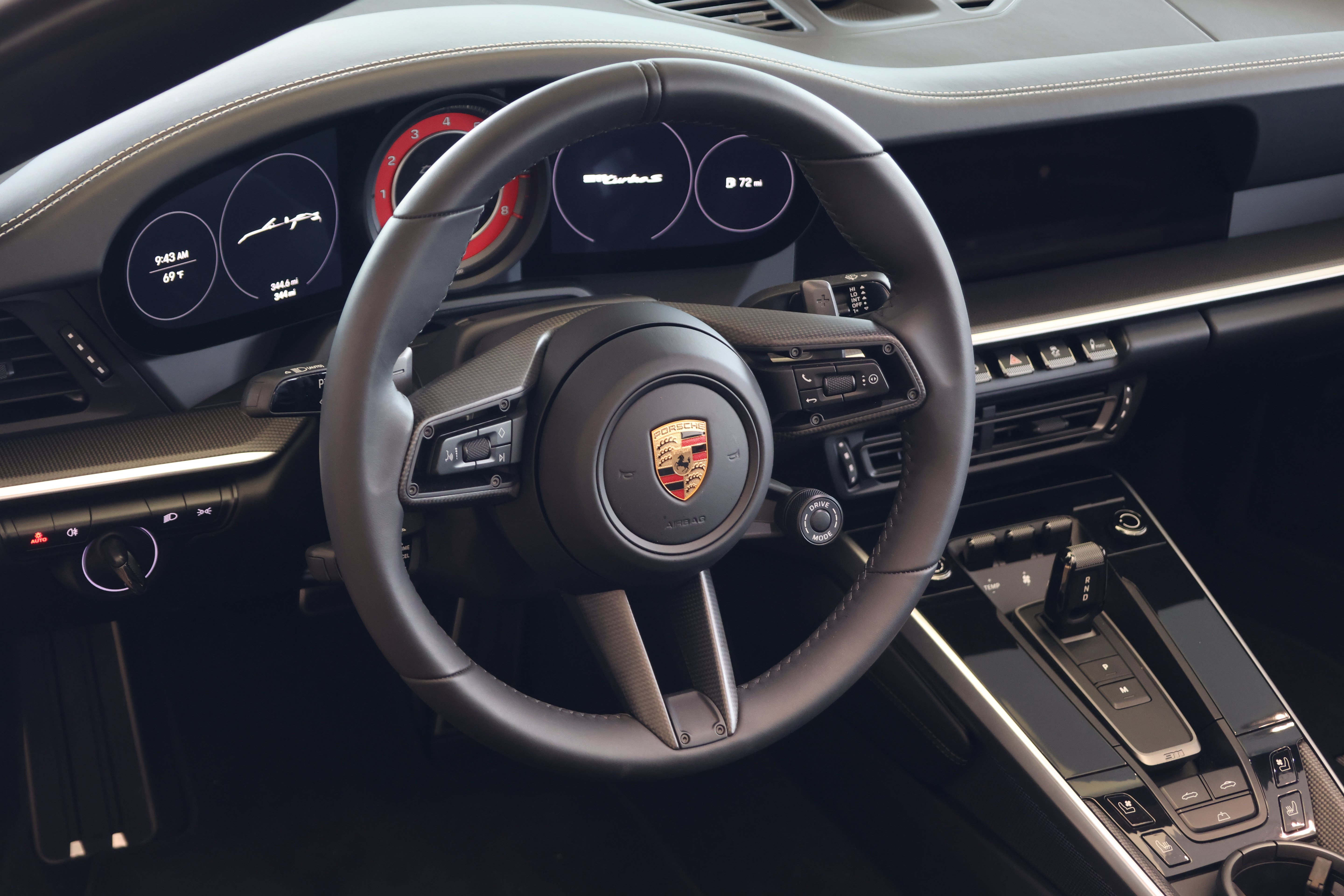 Used 2025 Porsche 911 Turbo S AWD/4WD image 17