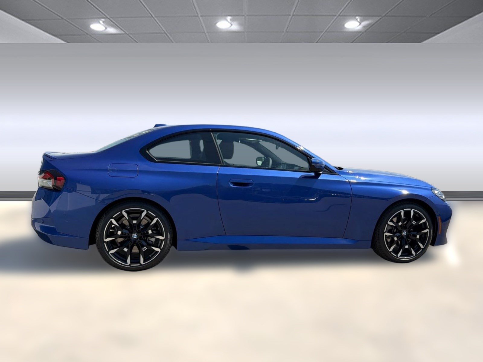 Used 2026 BMW 230i Coupe w/ M Sport Package RWD image 8