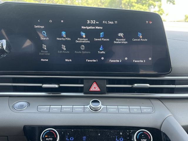 Certified 2025 Hyundai Elantra SEL FWD image 22